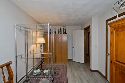 30 Dale St, Holyoke, MA 01040 - Photo 25