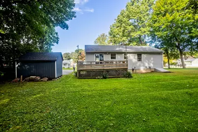 30 Dale St, Holyoke, MA 01040 - Photo 27
