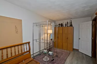 30 Dale St, Holyoke, MA 01040 - Photo 23