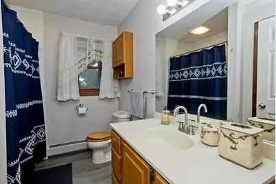 30 Dale St, Holyoke, MA 01040 - Photo 15