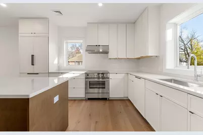 4 Elm Street #4, Newton, MA 02465 - Photo 3