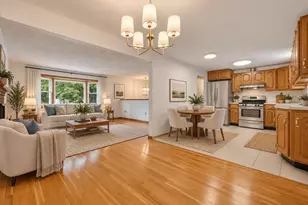 32 Westwood St, Burlington, MA 01803 - Photo 13