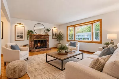 32 Westwood Street, Burlington, MA 01803 - Photo 5