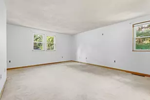 32 Westwood St, Burlington, MA 01803 - Photo 31