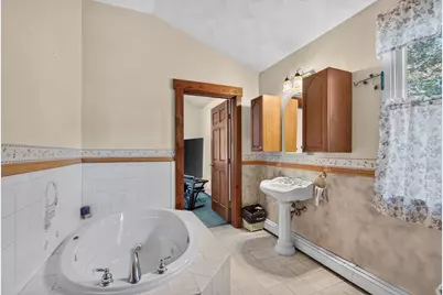 15 Ellington Rd, Tewksbury, MA 01876 - Photo 19