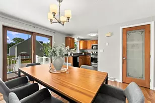 123 Merrimack Meadows Ln, Tewksbury, MA 01876 - Photo 11