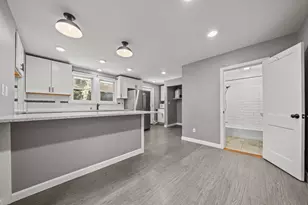 52 Forest Park Rd, Woburn, MA 01801 - Photo 7