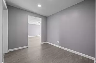 52 Forest Park Rd, Woburn, MA 01801 - Photo 9
