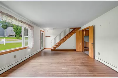 129 Forest St, Haverhill, MA 01832 - Photo 17