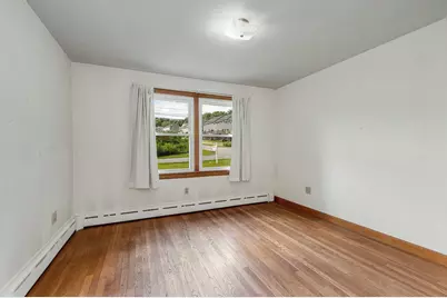 129 Forest St, Haverhill, MA 01832 - Photo 27