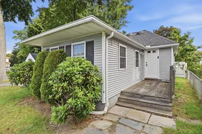 215 Eddy St, Springfield, MA 01104 - Photo 7