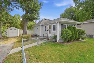 215 Eddy St, Springfield, MA 01104 - Photo 5
