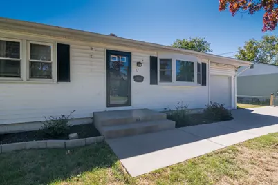 17 Pickering Street, Chicopee, MA 01013 - Photo 5
