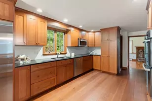 480 Essex St, Lynnfield, MA 01940 - Photo 21