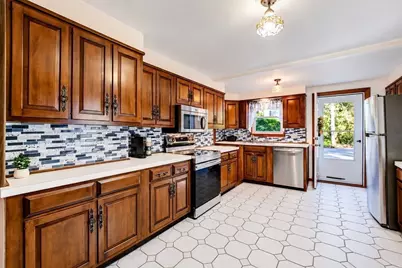 246 Chestnut Street, Gardner, MA 01440 - Photo 5
