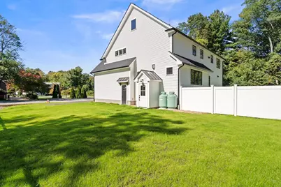 158 Lake St, Wilmington, MA 01887 - Photo 33