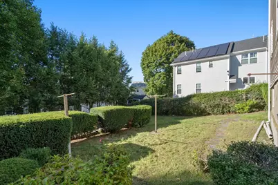 138 Forest St, Watertown, MA 02472 - Photo 13
