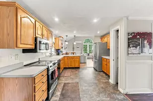 26 Sunset Dr, Douglas, MA 01516 - Photo 9