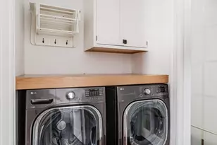 174 Lexington Ave, Cambridge, MA 02138 - Photo 19