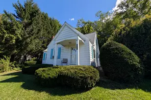 642 Greenfield Rd, Deerfield, MA 01342 - Photo 1