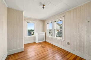 28 Roosevelt Ave, Hull, MA 02045 - Photo 15