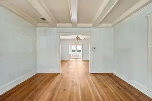 28 Roosevelt Ave, Hull, MA 02045 - Photo 11