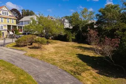 28 Roosevelt Ave, Hull, MA 02045 - Photo 17