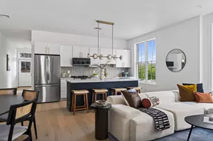4471 Washington St, Boston, MA 02131 - Photo 5