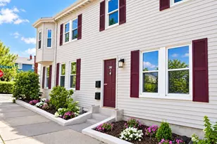 836 Canterbury St, Boston, MA 02131 - Photo 9