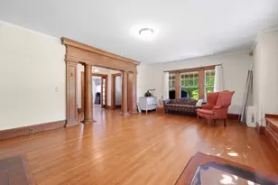 98 Bellevue Ave, Springfield, MA 01108 - Photo 17