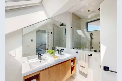 131-135 Charles Street #133, Cambridge, MA 02141 - Photo 11