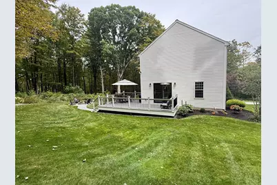 823 Moore Rd, New Braintree, MA 01531 - Photo 5