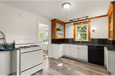 2501 Centre St, Boston, MA 02132 - Photo 13