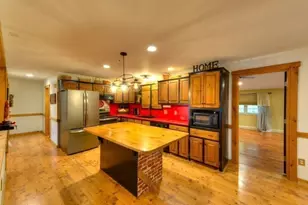352 Lake Ave, Worcester, MA 01604 - Photo 21