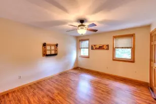 352 Lake Ave, Worcester, MA 01604 - Photo 11