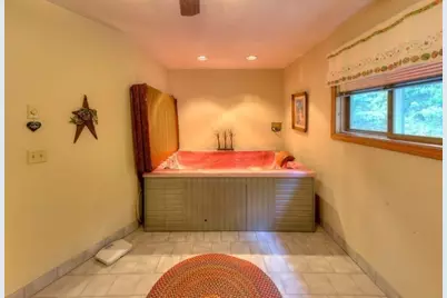 352 Lake Ave., Worcester, MA 01604 - Photo 17