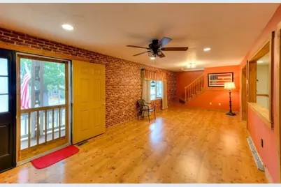 352 Lake Ave., Worcester, MA 01604 - Photo 9