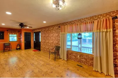 352 Lake Ave., Worcester, MA 01604 - Photo 9