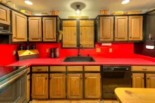 352 Lake Ave, Worcester, MA 01604 - Photo 5