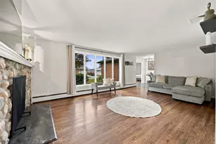 17 Oak Ridge St, Ludlow, MA 01056 - Photo 11