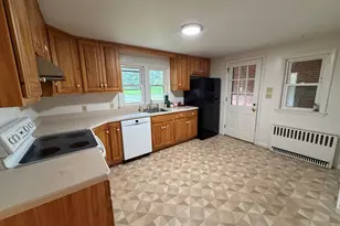 602 Bernardston Rd, Greenfield, MA 01301 - Photo 9