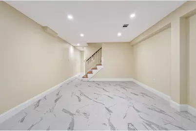 107 Woodley Ave, Boston, MA 02132 - Photo 25