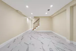 107 Woodley Ave, Boston, MA 02132 - Photo 25