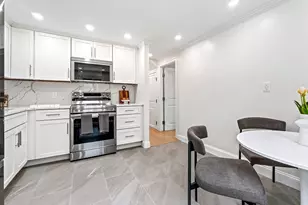 107 Woodley Ave, Boston, MA 02132 - Photo 11