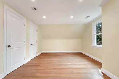 107 Woodley Ave, Boston, MA 02132 - Photo 23