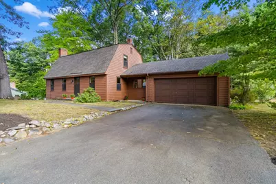 8 Ethelyn Cir, Maynard, MA 01754 - Photo 3