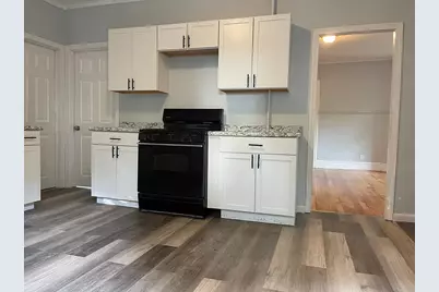 388 High St #1, Webster, MA 01570 - Photo 3