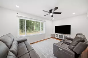 856 Newport Ave, Attleboro, MA 02703 - Photo 15