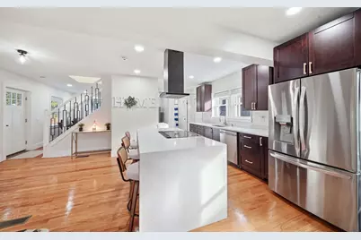 856 Newport Ave, Attleboro, MA 02703 - Photo 9