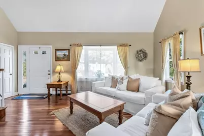15 Iyanough Rd, Barnstable, MA 02601 - Photo 11